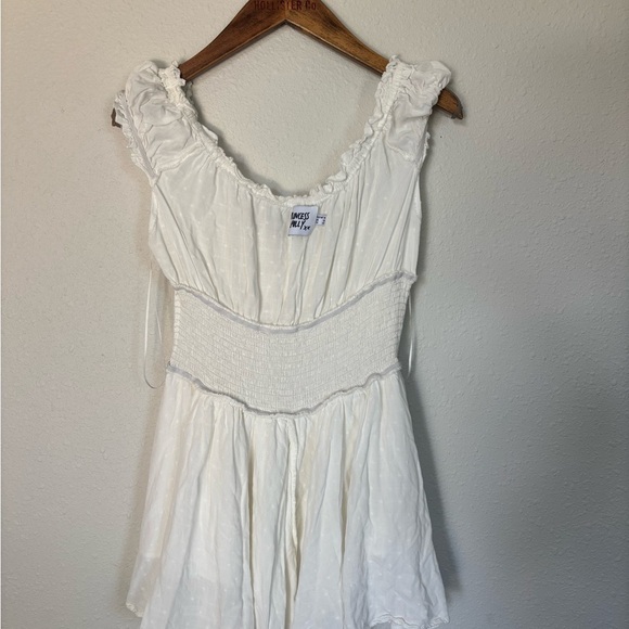 Princess Polly White Ruffled Top - Picture 2 of 8